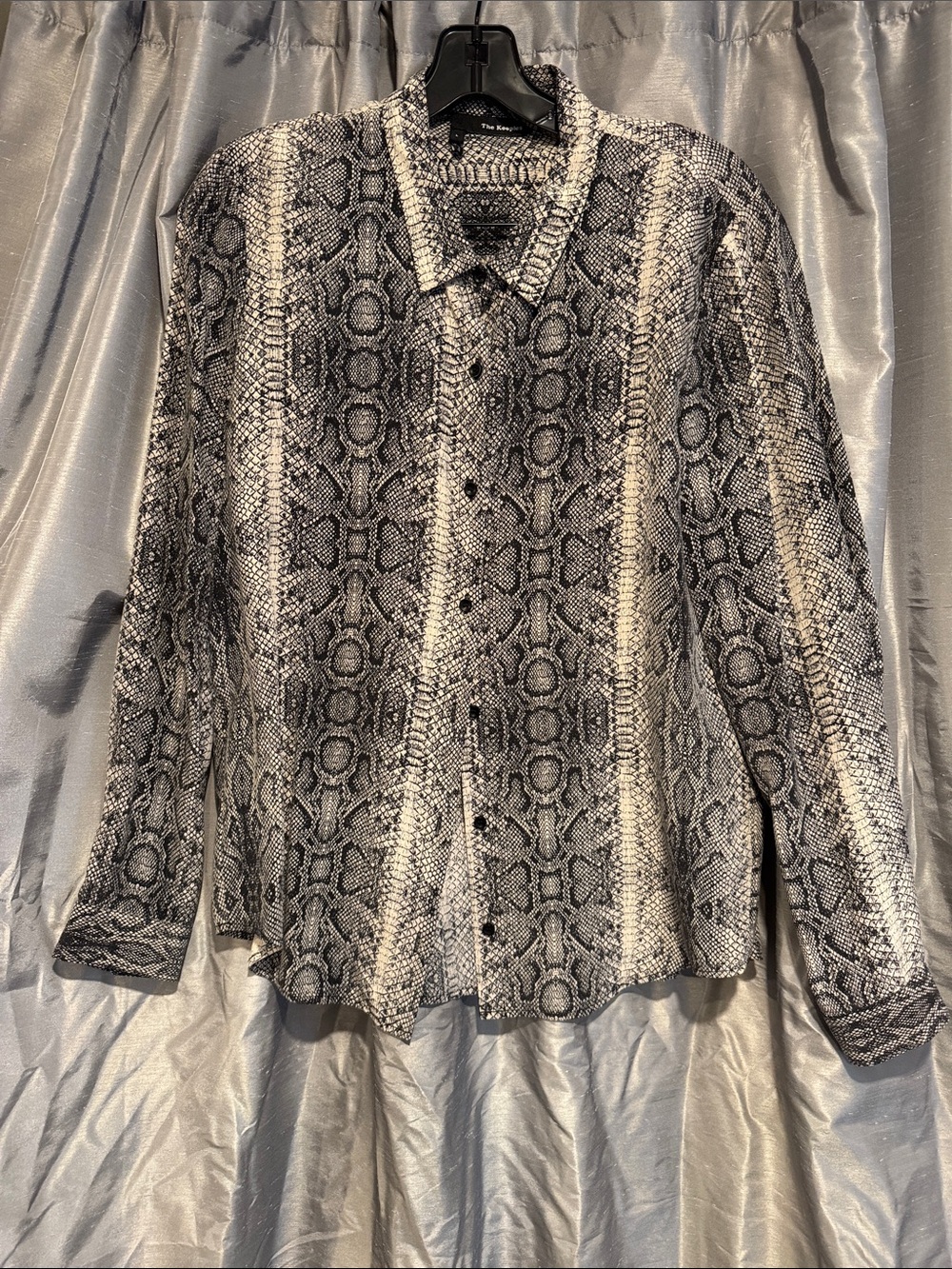 The Kooples Silk Black & White Snakeskin-Pattern Button-Up Shirt size large